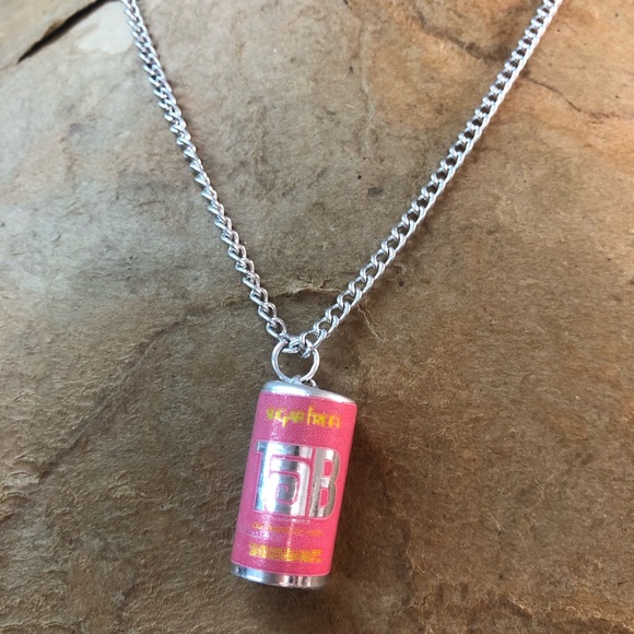 Vintage 70’s-80’s costume jewelry- Tab soda pop can on chain - Picture 3 of 5